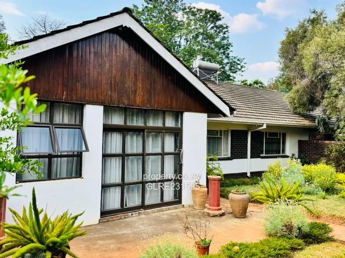 Your Lock-and-Go Oasis Opposite Sam Levy's | Fully Furnished 3-Bed with 24hr Security & Pool