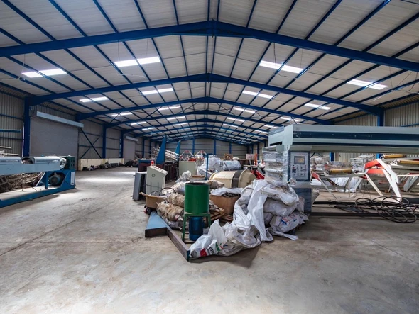 Warehouse & Factory