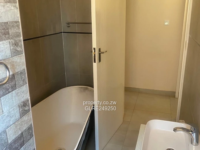 Modern 4-Bed Marlborough Home — Garage, Designer Kitchen & Borehole