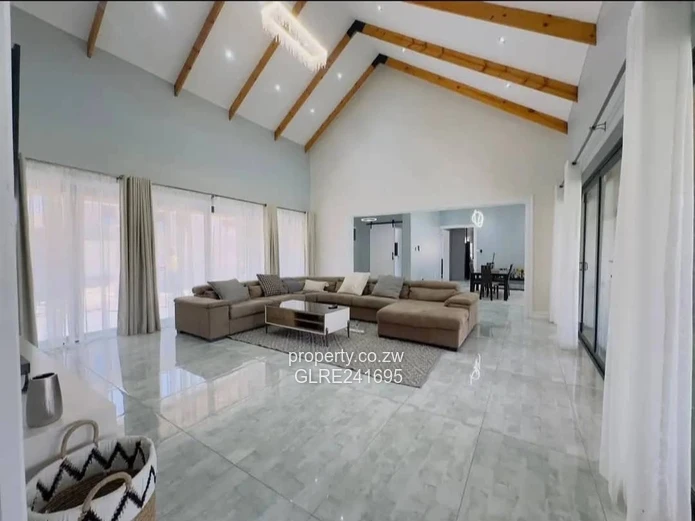 Contemporary Pomona 4-Bed with Pool, Borehole & Vaulted Ceilings