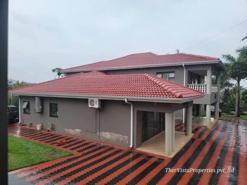 6 Bedroom House