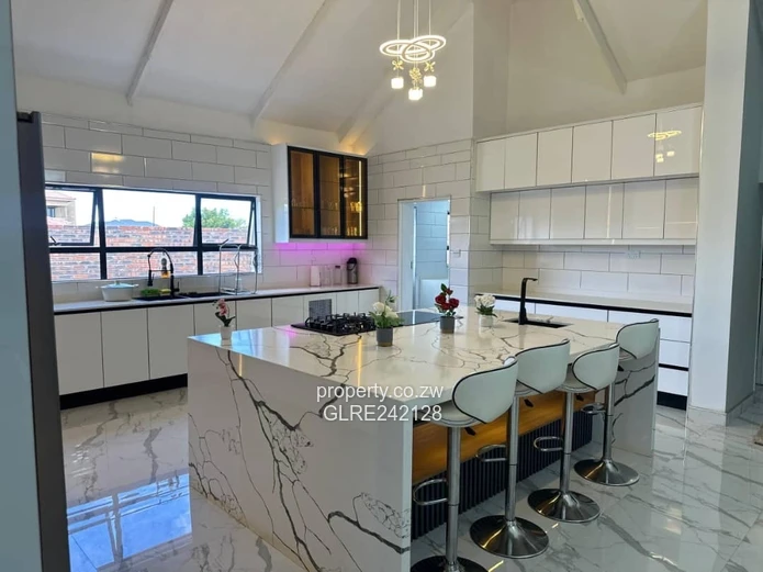 Mount Pleasant Heights - 5-Bed Luxury House For Sale