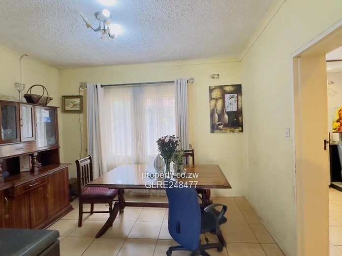 Spacious 4-Bed Walled Home in New Marlborough — Solar & Tank