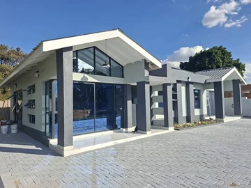 4 Bedroom House