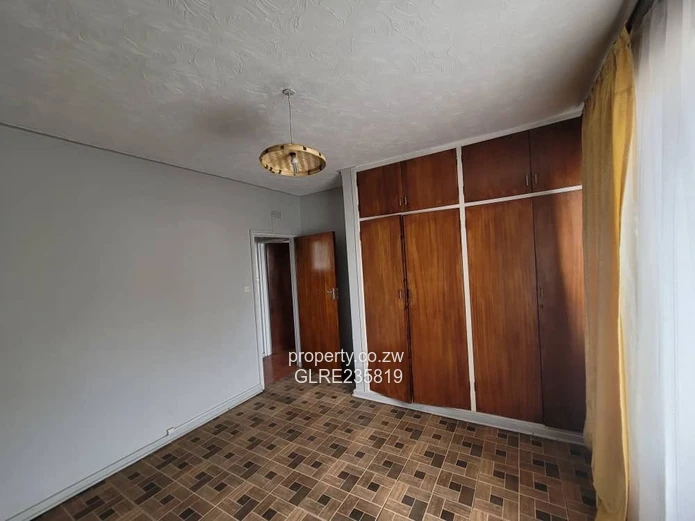 Rosshire Condominium Complex