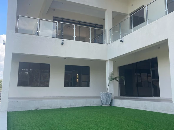 Luxurious 6-Bedroom Double-Story House for Sale in Glen Lorne 