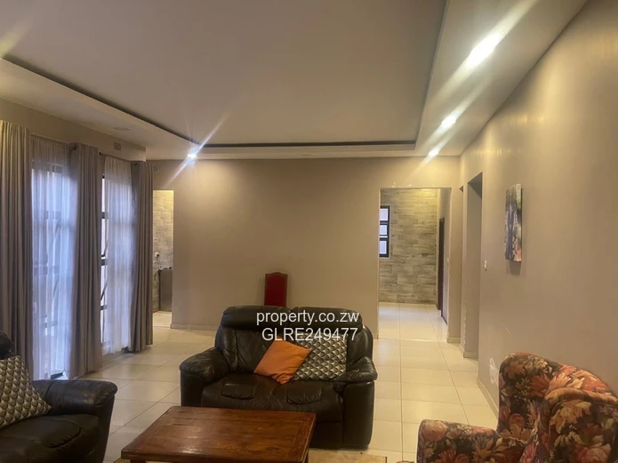 Borrowdale 4-Bed Family Home on 2300m² with Borehole