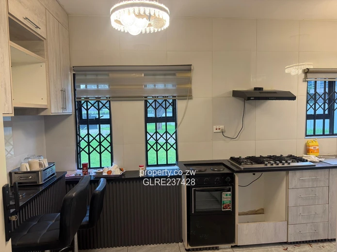 Luxurious 7-Bedroom Haven in Highlands!