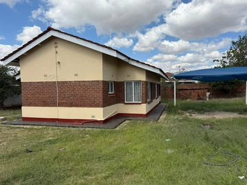 Stand with Charming Cottage for Sale in WhiteCliff