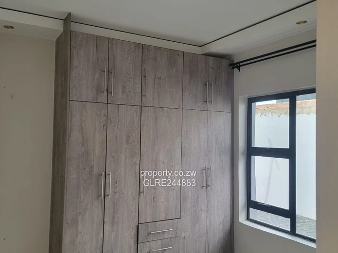 Freshly Renovated 3-Bed with Borehole in Madokero