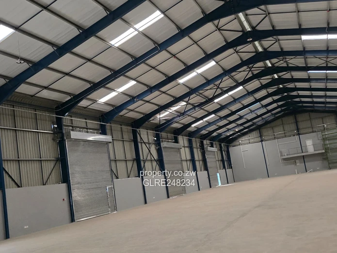 2,000 sqm Warehouse/Factory on 2,600 sqm Land in Madokero, Borehole