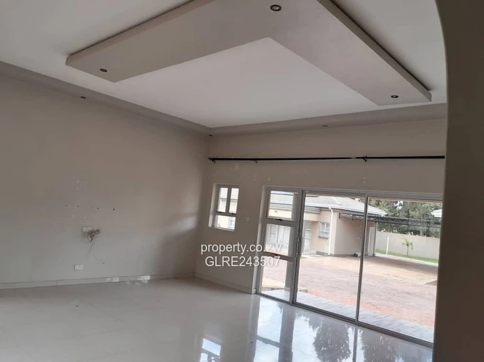 Spacious 3-Bed Family Home in Borrowdale with Borehole