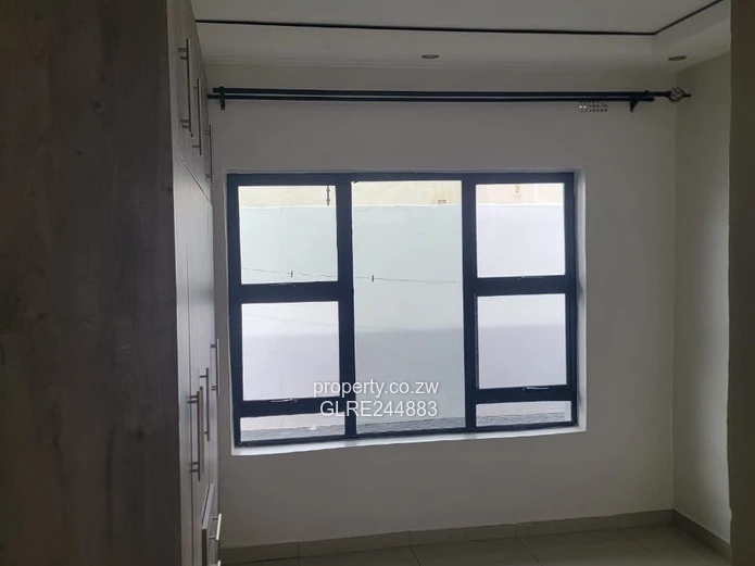 Freshly Renovated 3-Bed with Borehole in Madokero