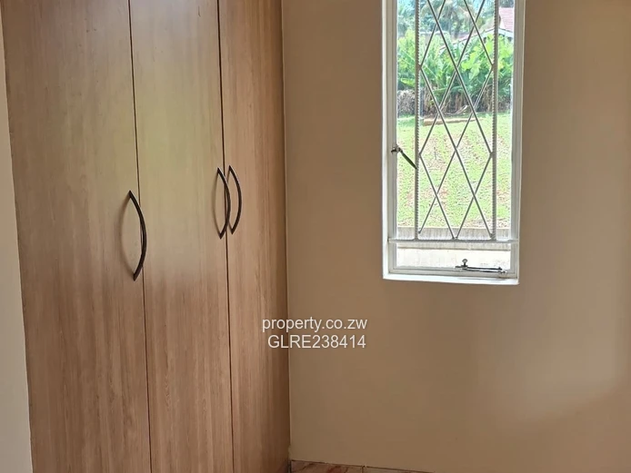 Spacious 5BR Borrowdale home — borehole & double garage