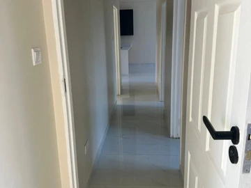 3 Bedroom Flat & Apartment