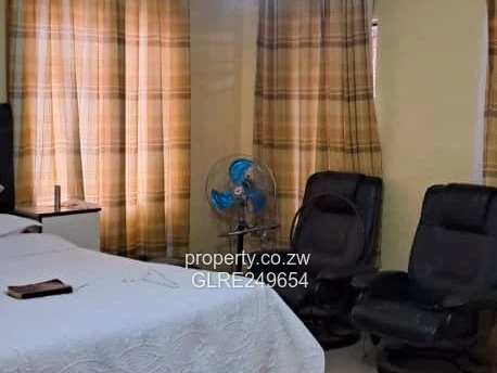 Spacious 5-Bed Home with Borehole in Bloomingdale, Harare West