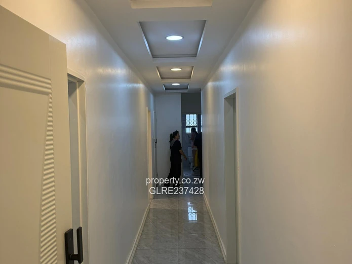 Luxurious 7-Bedroom Haven in Highlands!