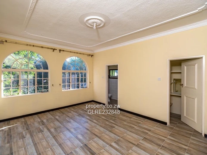 Luxury Double-Storey Residence in Greystone Park