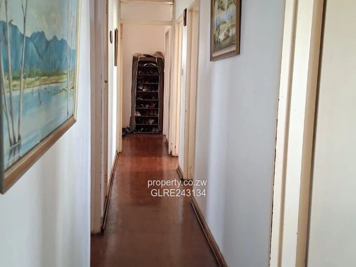 Renovated 3-Bed with Enclosed Patio & Garden — Mabelreign