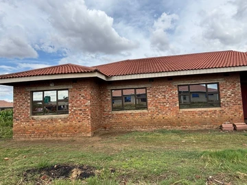 5 Bedroom House