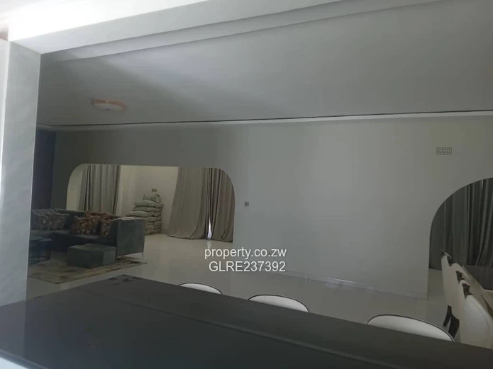 To Let Luxurious 3-Bedroom Cluster home for Rent