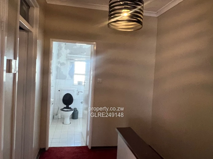 2-Bed Garden Flat in Greencroft, Harare West – Borehole