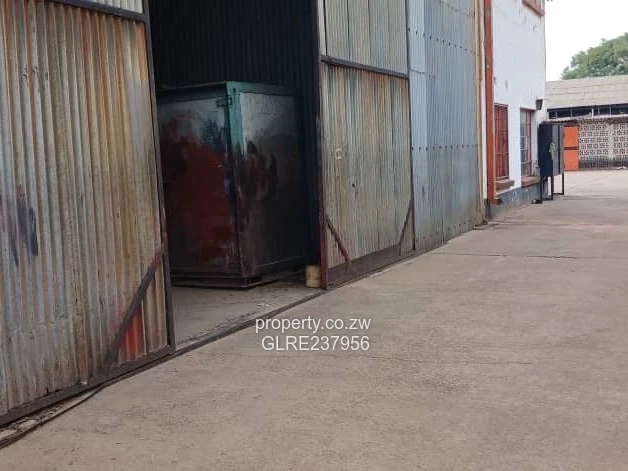 Warehouse for Sale in Houghton Park! 