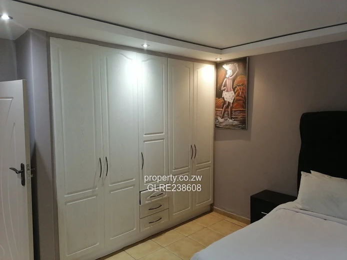 Luxurious 5-Bedroom House for Rent in Highlands