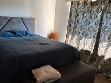 3 Bedroom Flat & Apartment