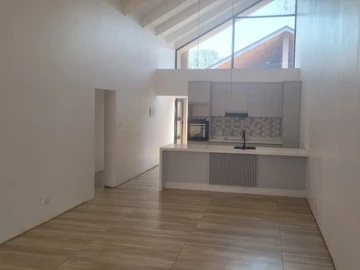 3 Bedroom Flat & Apartment