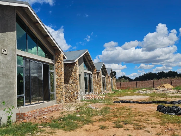 Vainona 3-Bed Townhouse Complex with Borehole