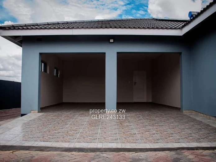 3-Bed Sunway City Home with Borehole & Solar Geyser