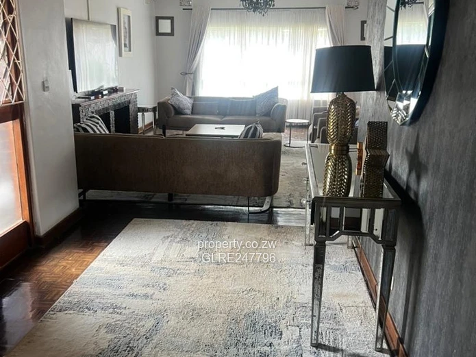 Eastlea 4-Bed Bungalow on 1700m² with Borehole & Lawn