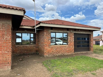 5 Bedroom House