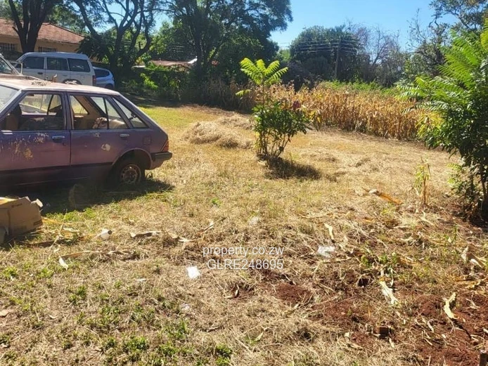 Vacant 4200m² Greendale Stand — Subdividable, Tarred Road