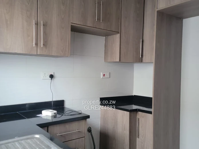 Freshly Renovated 3-Bed with Borehole in Madokero