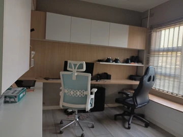 3 Bedroom Flat & Apartment