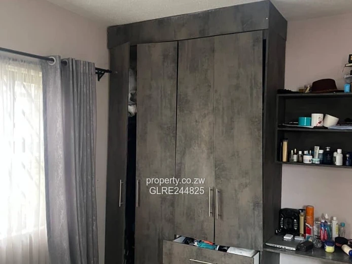 3-Bed Home with Borehole & Paved Yard in Madokero