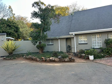 5-Bedroom House for Rent in Ballantyne Suitable for Commercial/Residential 