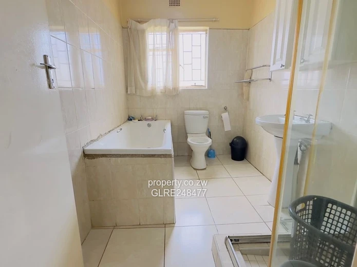 Spacious 4-Bed Walled Home in New Marlborough — Solar & Tank