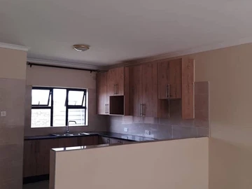 3 Bedroom Flat & Apartment