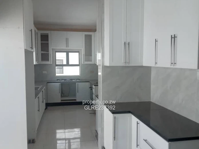 To Let Luxurious 3-Bedroom Cluster home for Rent