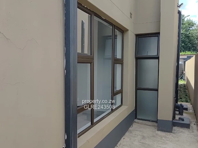 Modern 3-Bed Avondale House to Rent — Borehole & Carport