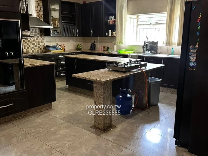 Waterfalls Grobbie Park house for sale