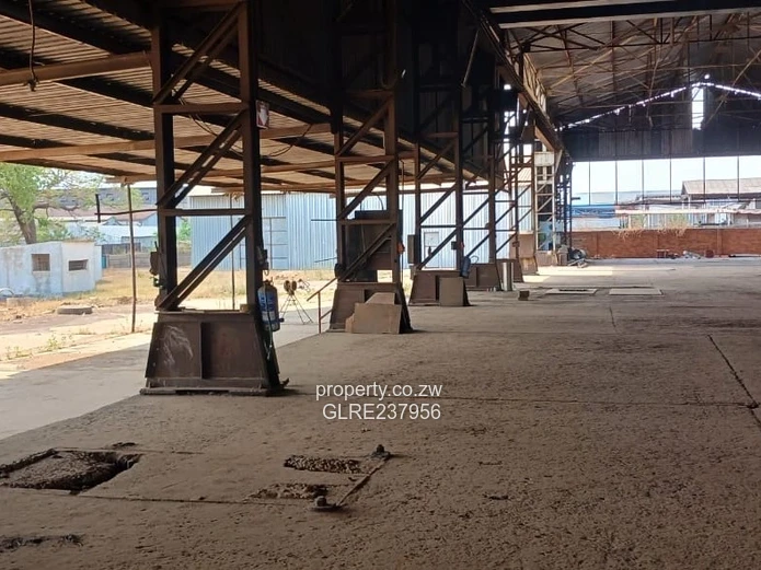 Warehouse for Sale in Houghton Park! 