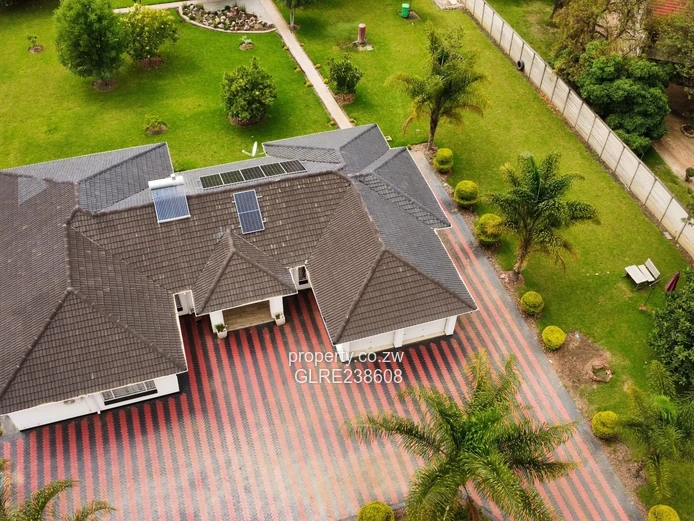 Luxurious 5-Bedroom House for Rent in Highlands