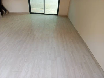 4 Bedroom Flat & Apartment