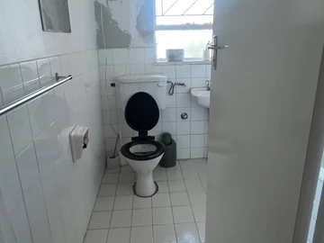 2 Bedroom Garden Flat