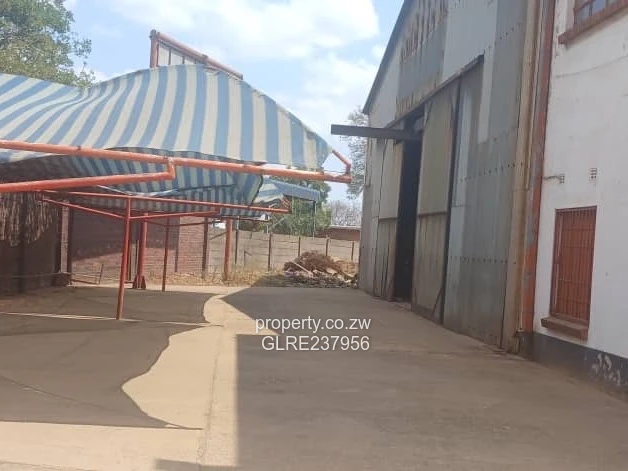 Warehouse for Sale in Houghton Park! 