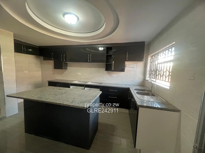 Modern 3-Bed Rockview Home — Open-plan & Paved Drive